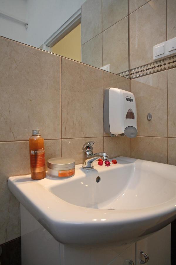 Enigma Hostel Krasków Cameră foto